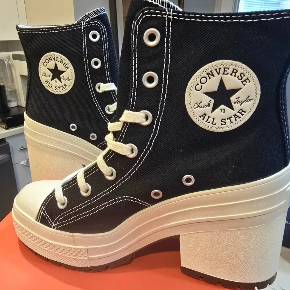 Converse Chuck 70 De Luxe Heel Hi Platform Shoes Women's 7 Black White NEW - Picture 2 of 9